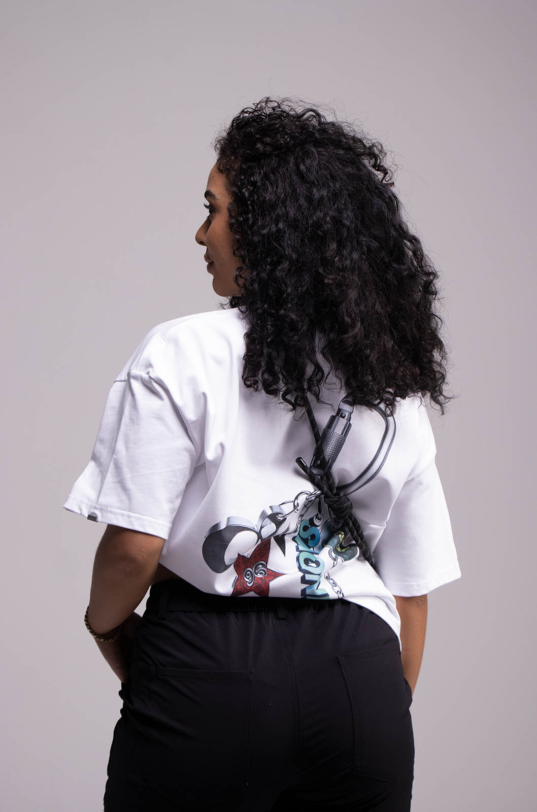 Playera KEYCHAIN Blanca 305gsm
