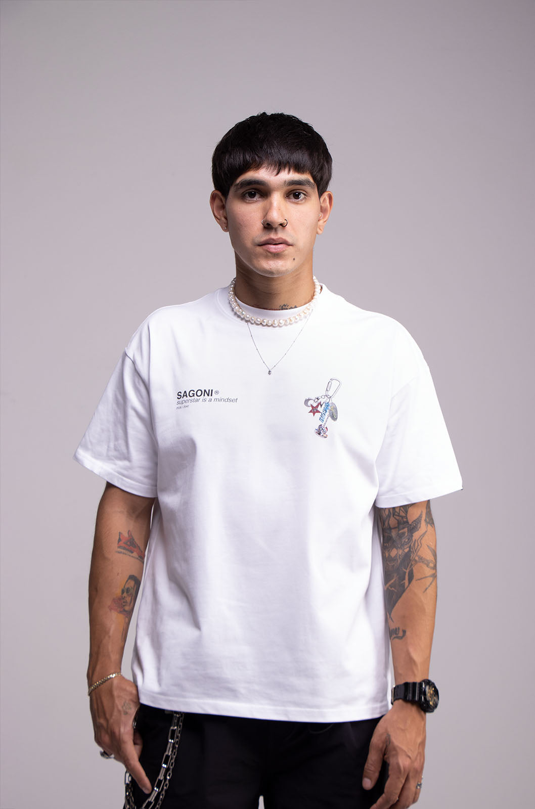 Playera KEYCHAIN Blanca 305gsm