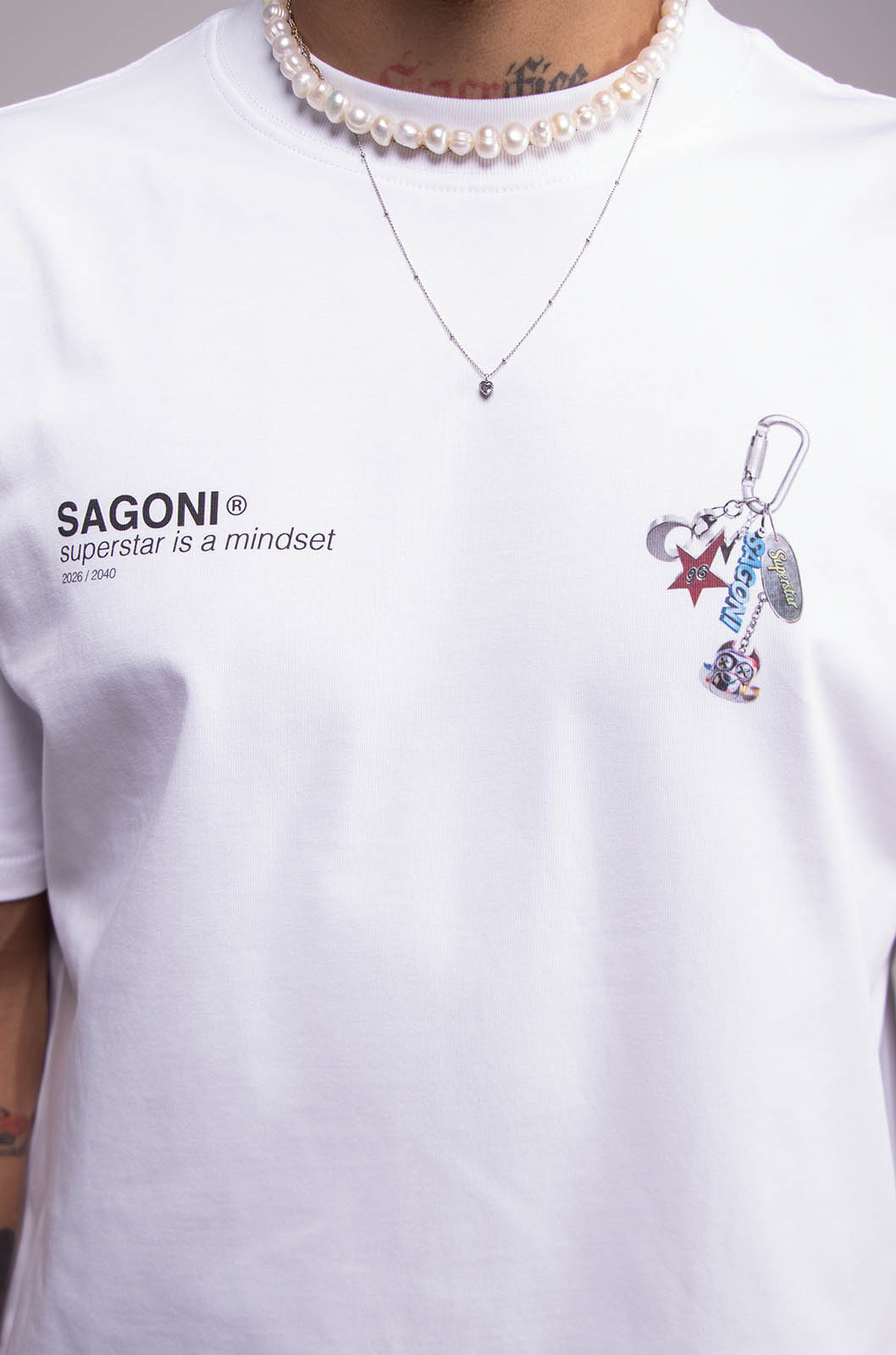 Playera KEYCHAIN Blanca 305gsm
