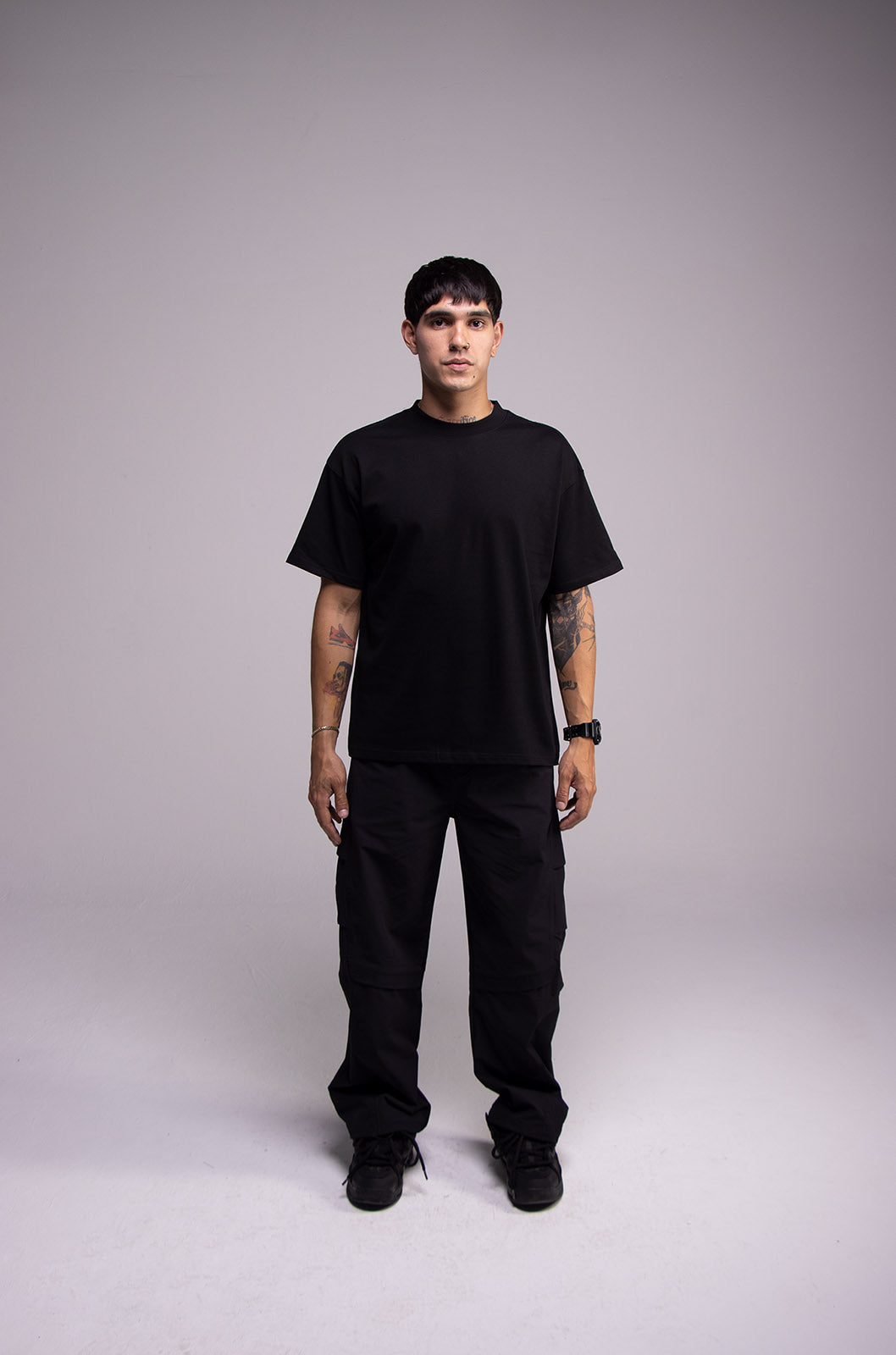 Semi Oversize 305gsm Black Tee