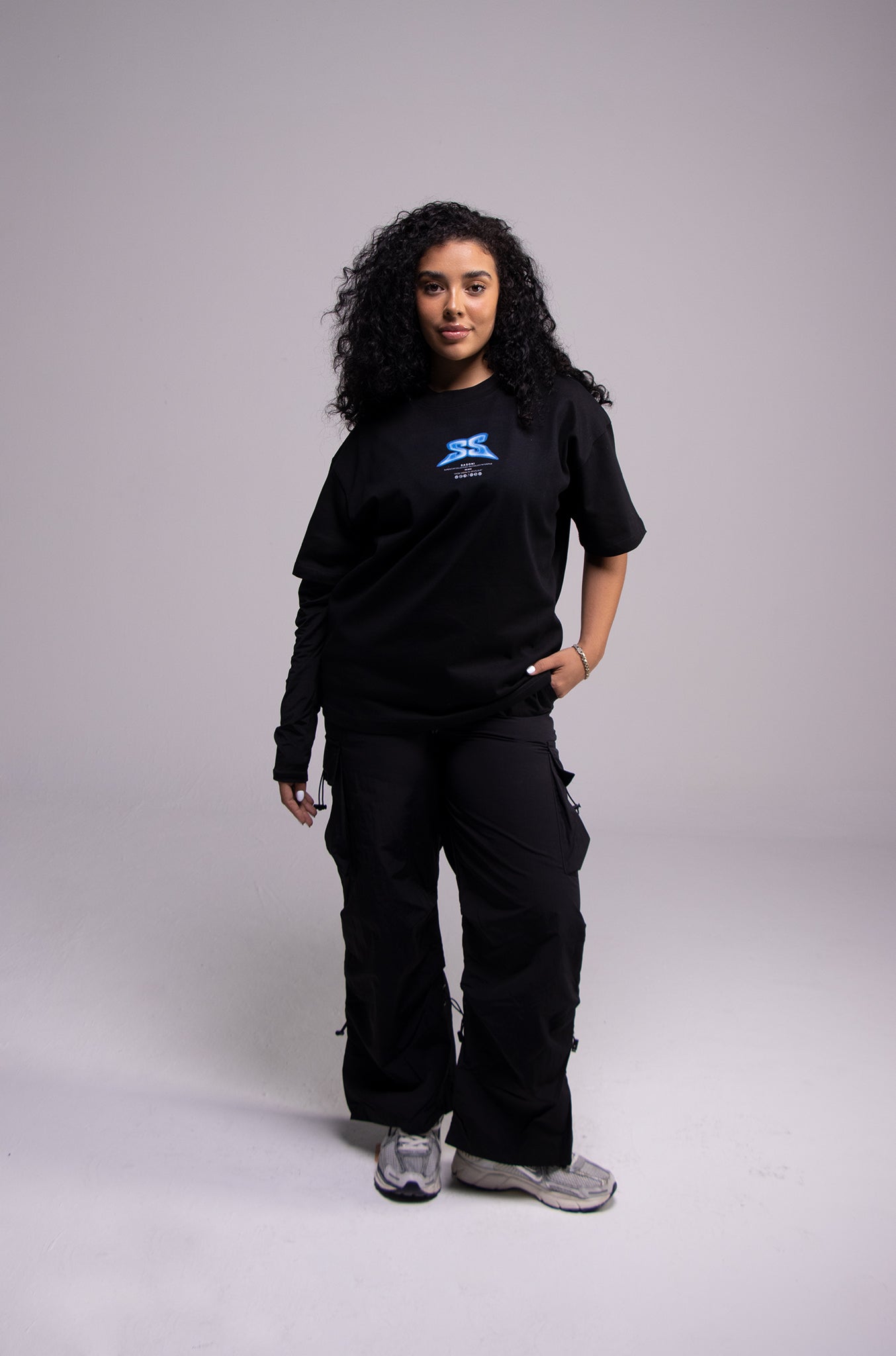 Playera SUPERSTAR Negra 305gsm