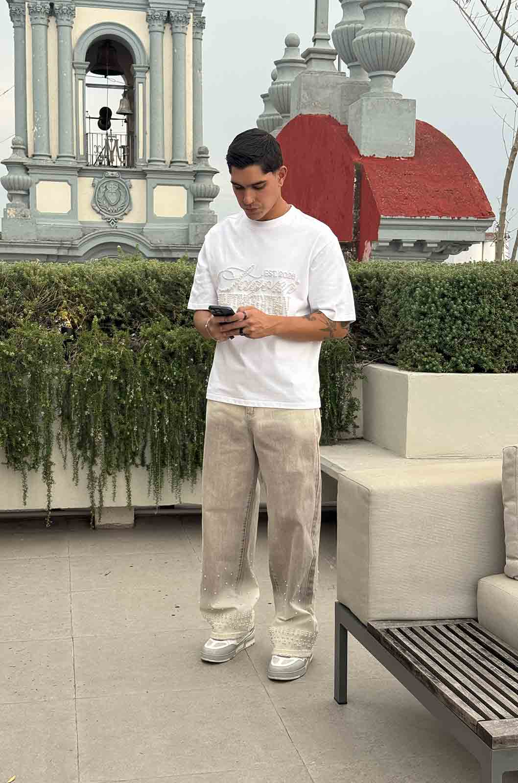 PEARL WASHED BAGGY JEANS — 16 OZ