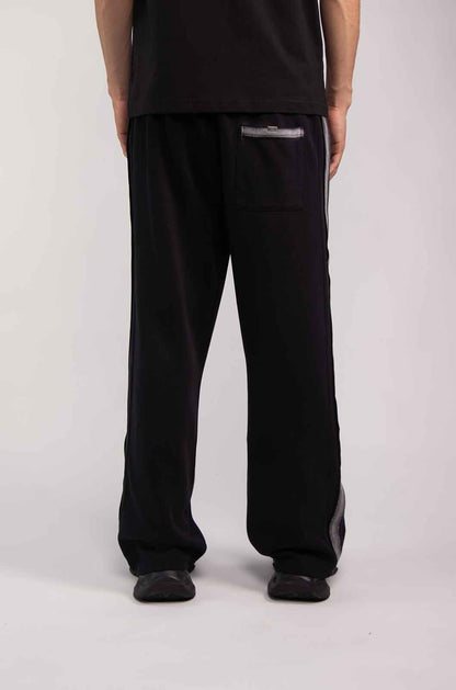 Dirty Spray Wash Black Pants